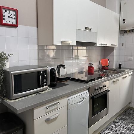 Monolocale Comodo Alla Metro 토리노 외부 사진